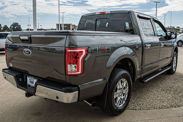 Used 2017 Ford F-150 XLT Truck