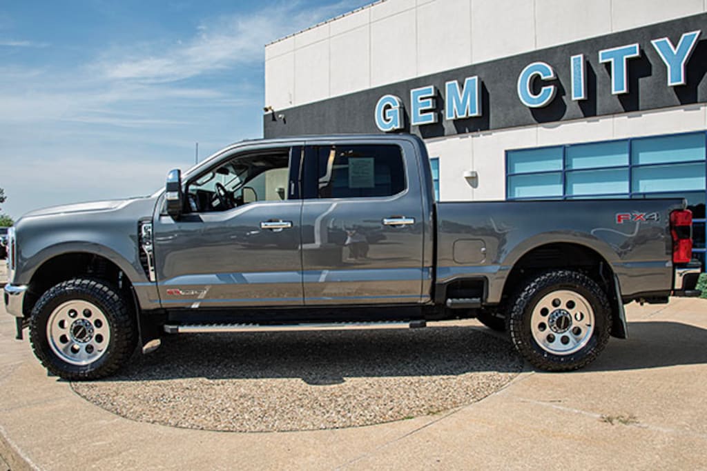 Used 2024 Ford F-350SD Lariat Truck