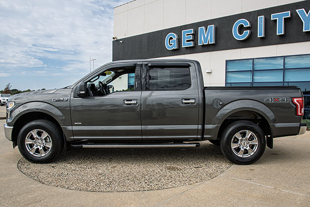 Used 2017 Ford F-150 XLT Truck