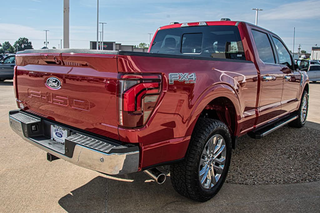 Used 2025 Ford F-150 Lariat Truck