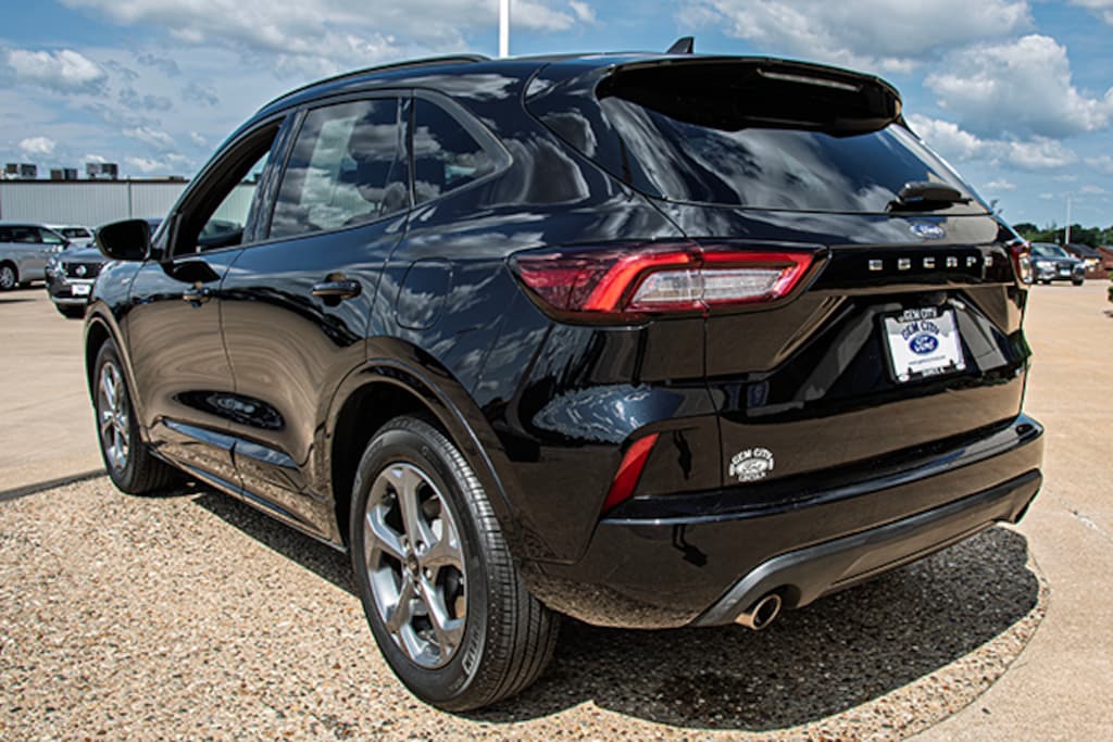 Used 2024 Ford Escape Hybrid ST-Line 301A SUV