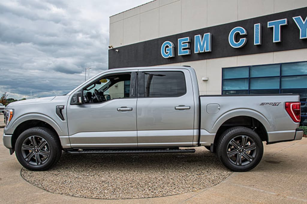 Used 2023 Ford F-150 XLT Truck