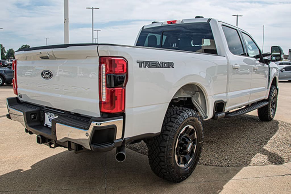 New 2027 Ford Super Duty F-250® XLT TRUCK