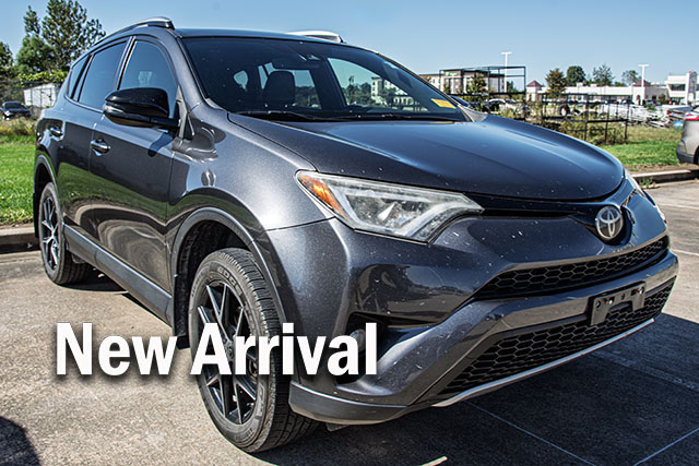 Used 2018 Toyota RAV4 SE SUV