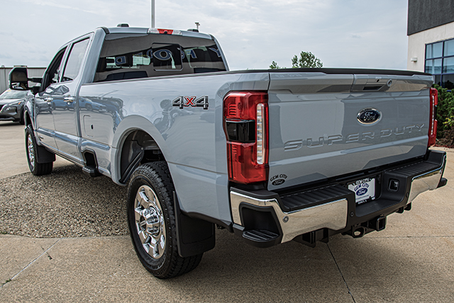 New 2026 Ford Super Duty F-350® Lariat® TRUCK
