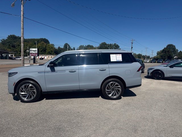 2025 Lincoln Navigator