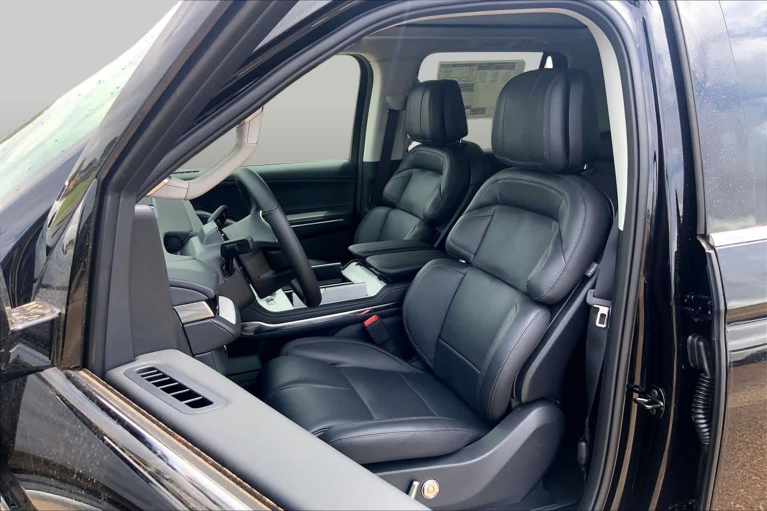2026 Lincoln Navigator Reserve - Photo 9