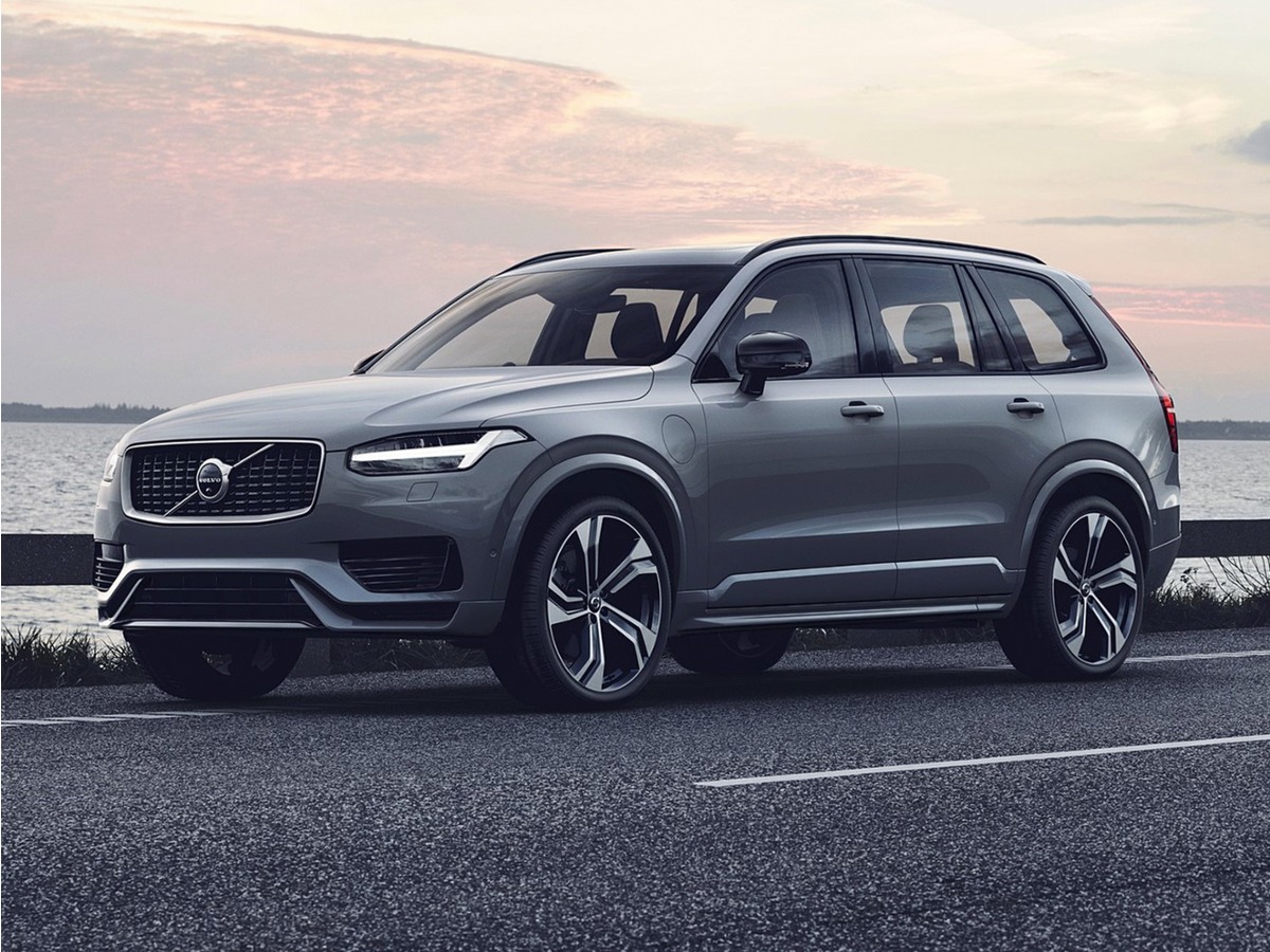 2022 Volvo XC90 Recharge Plug-In Hybrid