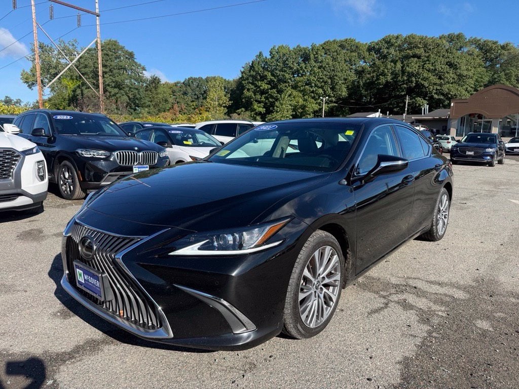 Used 2021 Lexus ES 250 Sedan