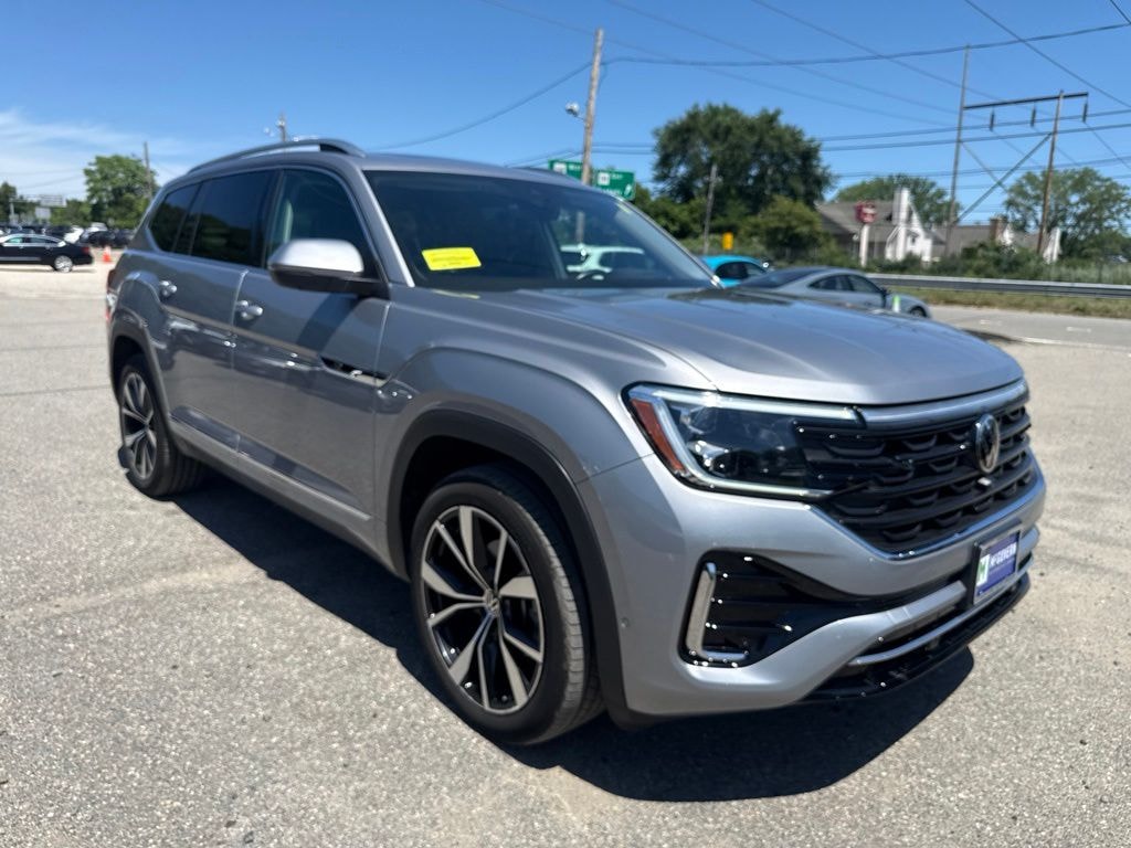 Used 2025 Volkswagen Atlas 2.0T SEL Premium R-Line SUV
