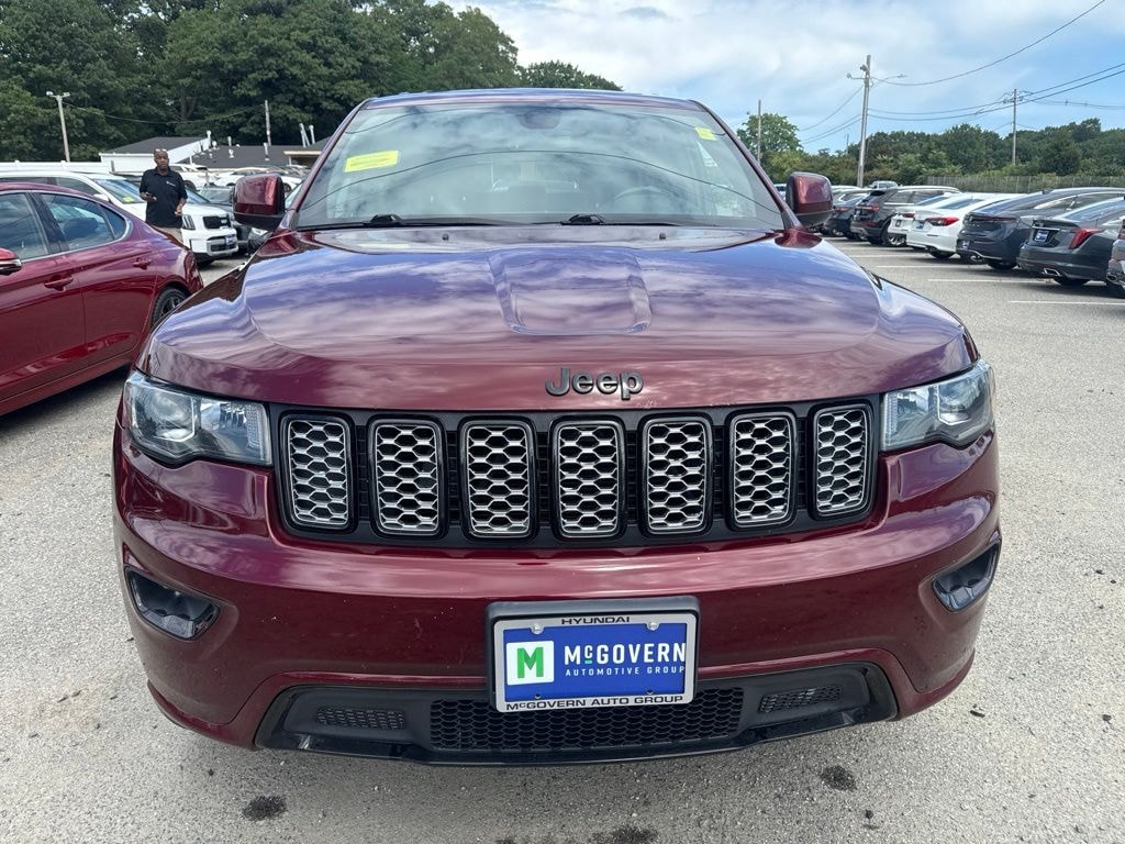 Used 2018 Jeep Grand Cherokee Laredo 4x4 SUV