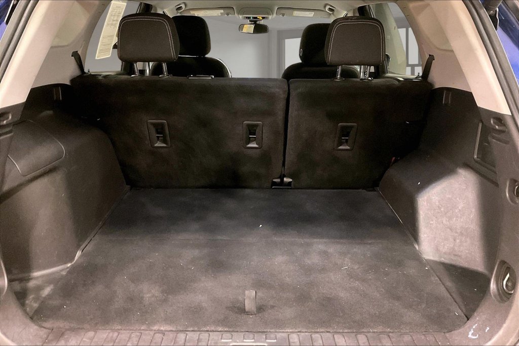 Used 2022 GMC Terrain SLE SUV