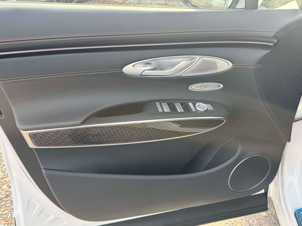 2026 GENESIS GV70 Sport Prestige - Photo 18