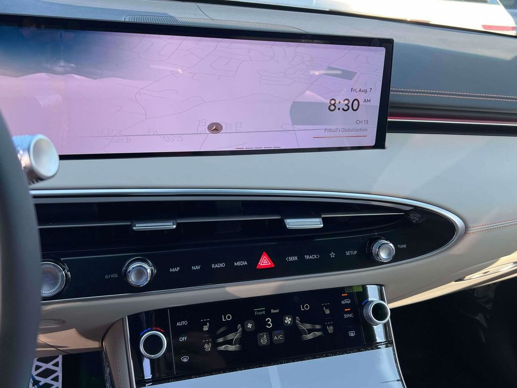 2026 GENESIS GV70 Sport Prestige - Photo 25