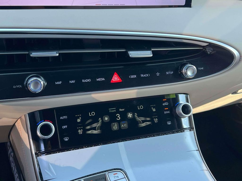 2026 GENESIS GV70 Sport Prestige - Photo 23