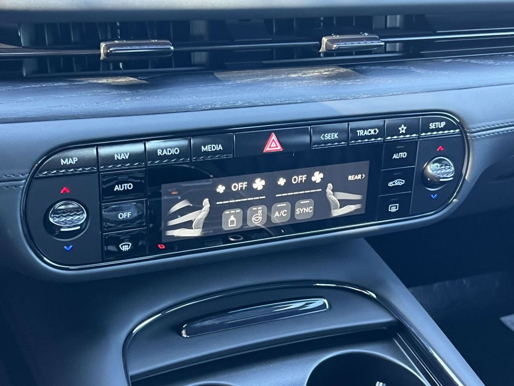 2026 GENESIS G90 Prestige Black - Photo 14