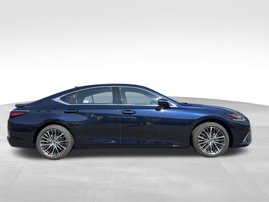 Used 2024 Lexus ES 350 Sedan