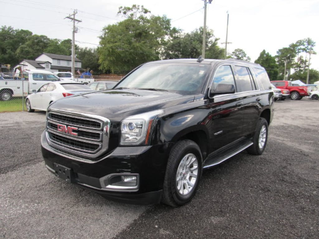Used 2017 GMC Yukon SLT SUV