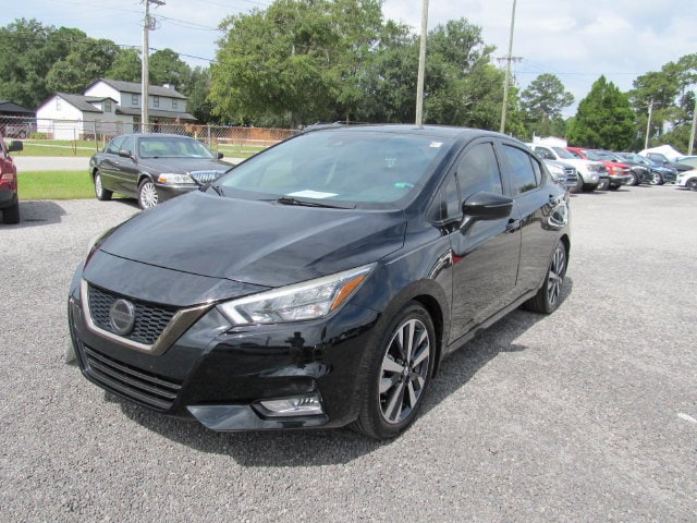 2020 Nissan Versa Sedan SR