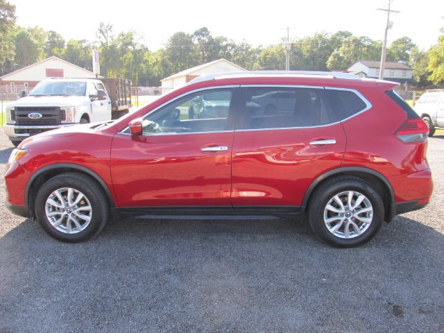 Used 2017 Nissan Rogue SV with VIN JN8AT2MT2HW396408 for sale in Moncks Corner, SC