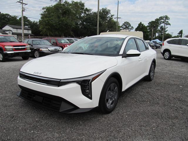 2025 Kia K4 LX