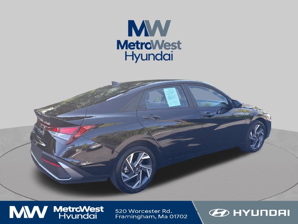 Used 2025 Hyundai Elantra SEL Sport Sedan