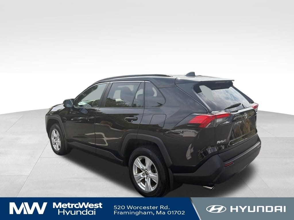 Used 2021 Toyota RAV4 XLE SUV