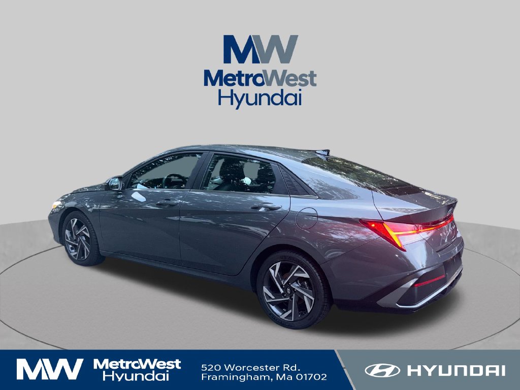 Certified 2024 Hyundai Elantra Limited Sedan