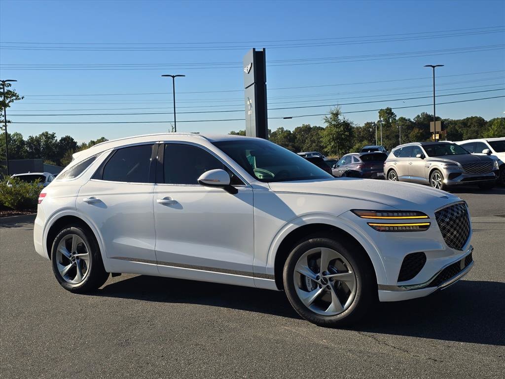 2027 GENESIS GV70 Standard