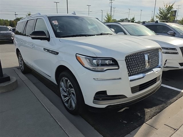 2024 Lincoln Navigator