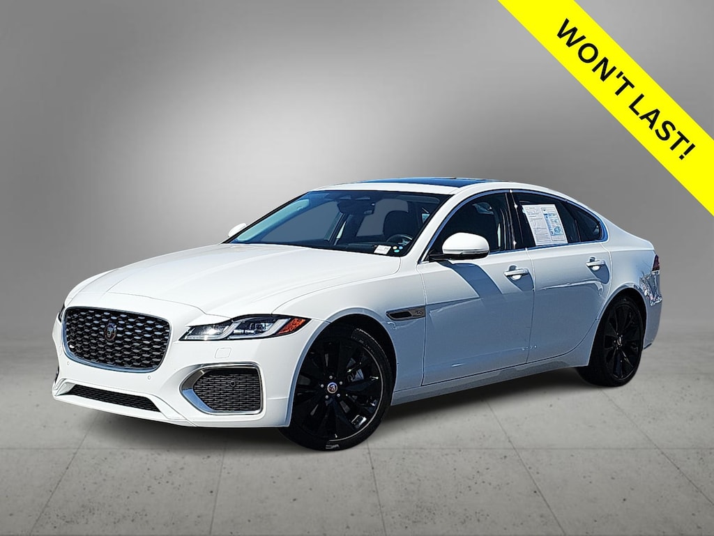 Used 2022 Jaguar XF SE Sedan