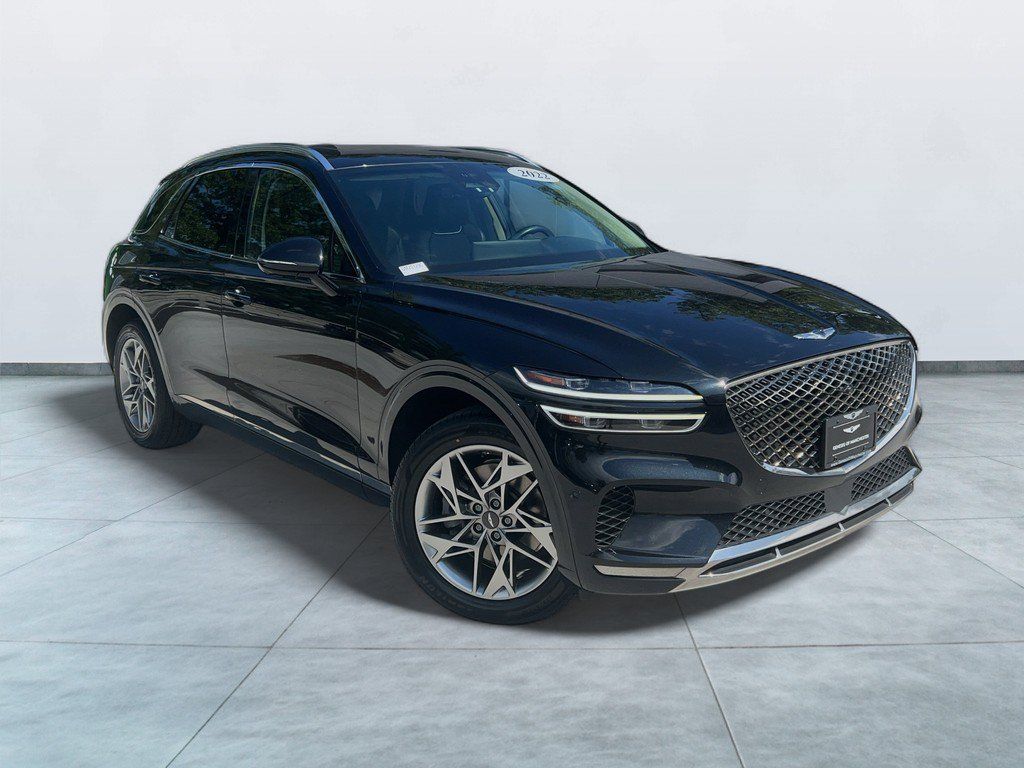 2022 GENESIS GV70 Standard