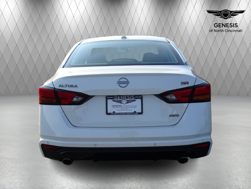 Used 2024 Nissan Altima 2.5 SR Sedan