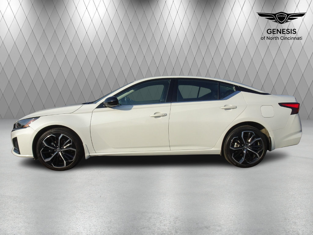 Used 2024 Nissan Altima 2.5 SR Sedan