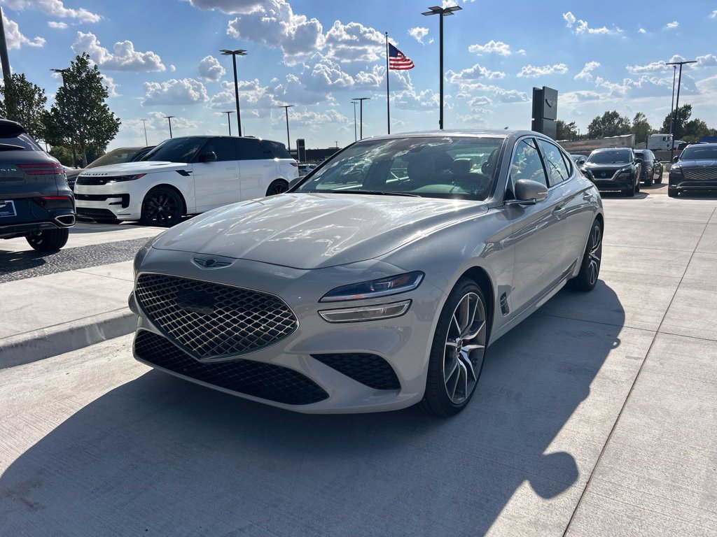 2025 GENESIS G70