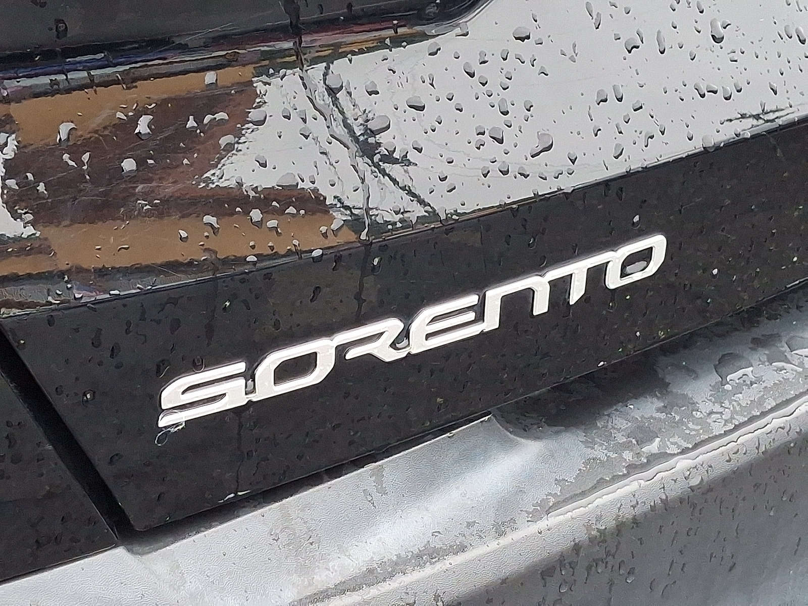 2023 Kia Sorento LX - Photo 31