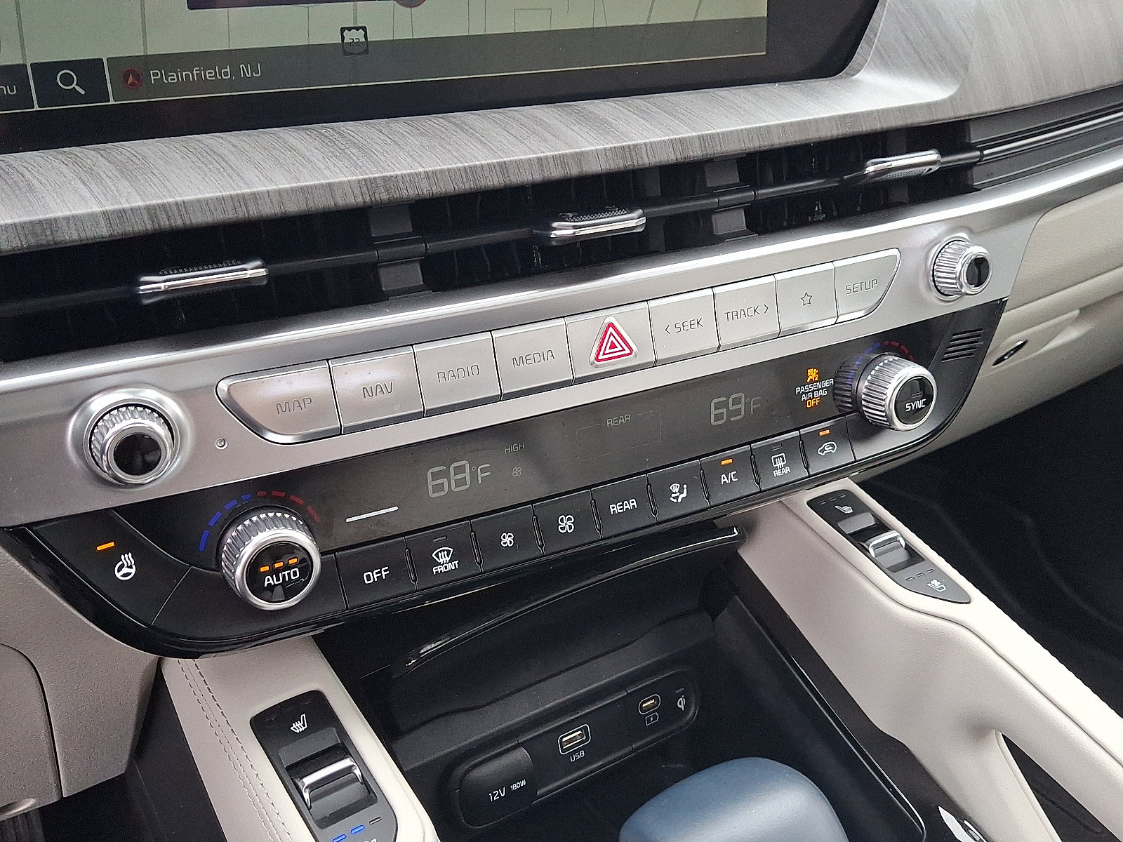 2023 Kia Telluride EX - Photo 17