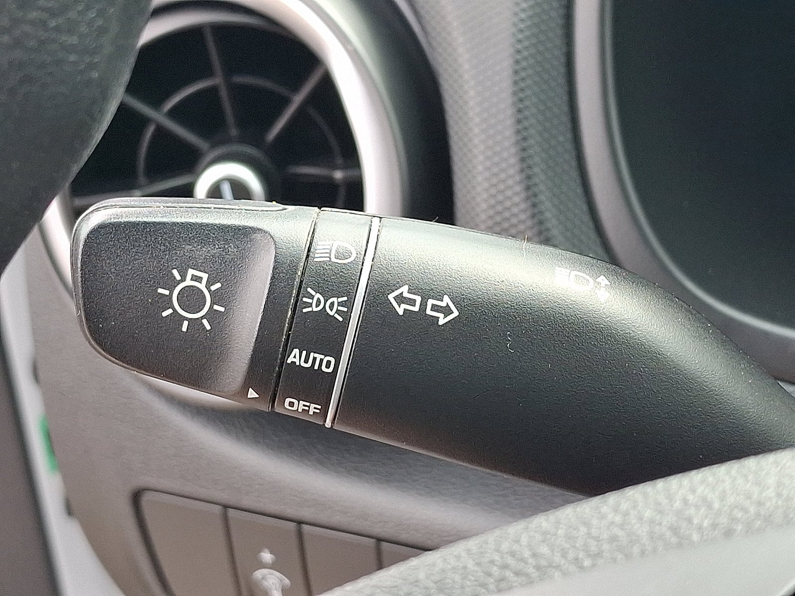 2023 Hyundai Kona SEL - Photo 22