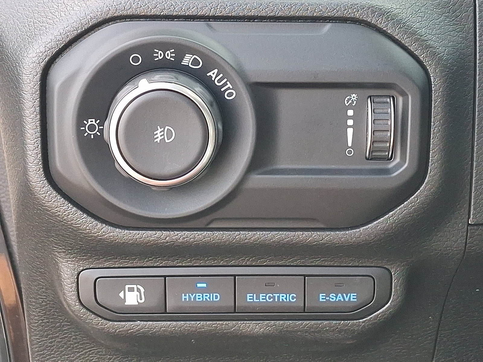 2023 Jeep Wrangler 4xe Sahara 4XE - Photo 26