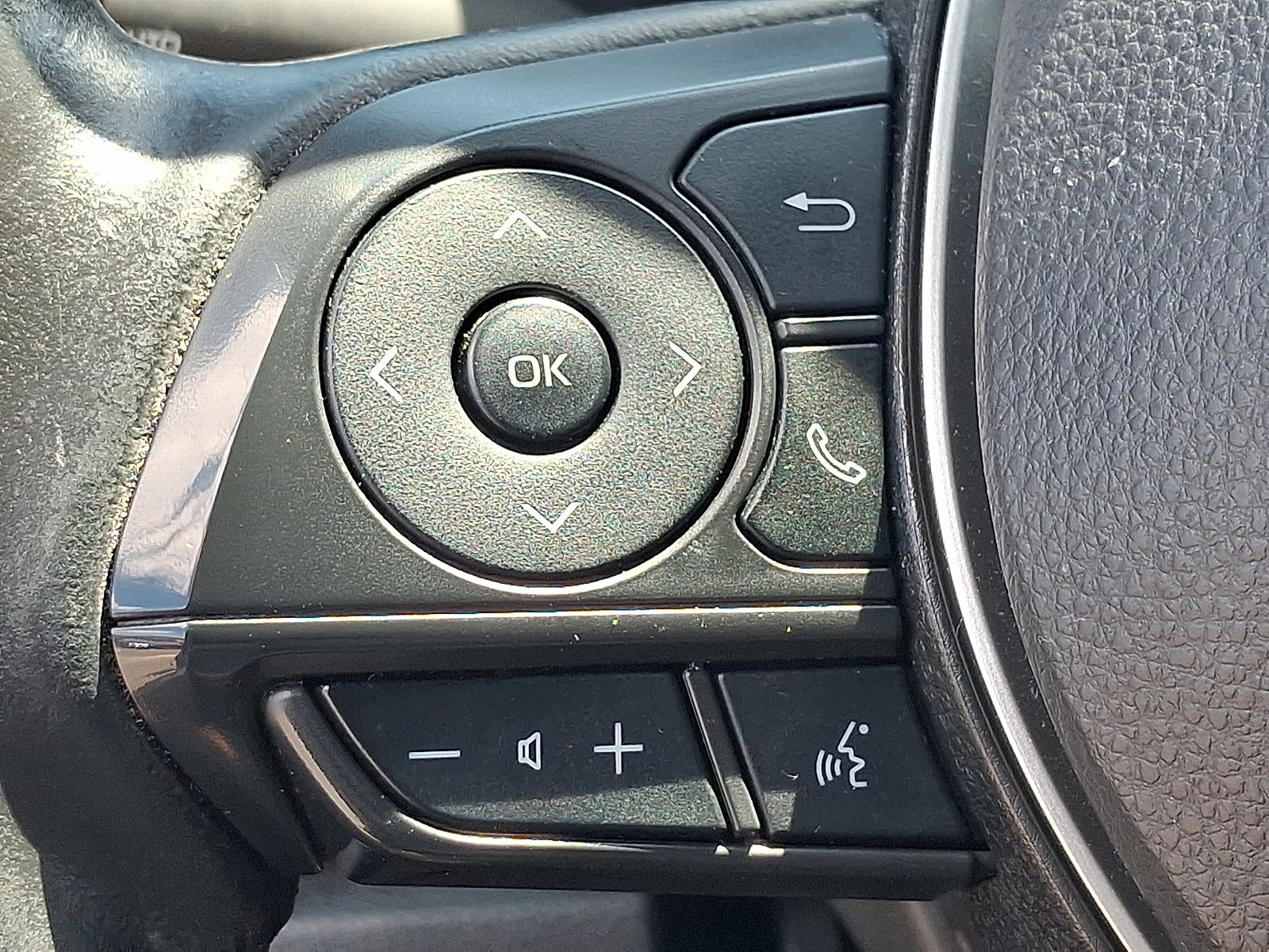 2023 Toyota Corolla SE - Photo 21