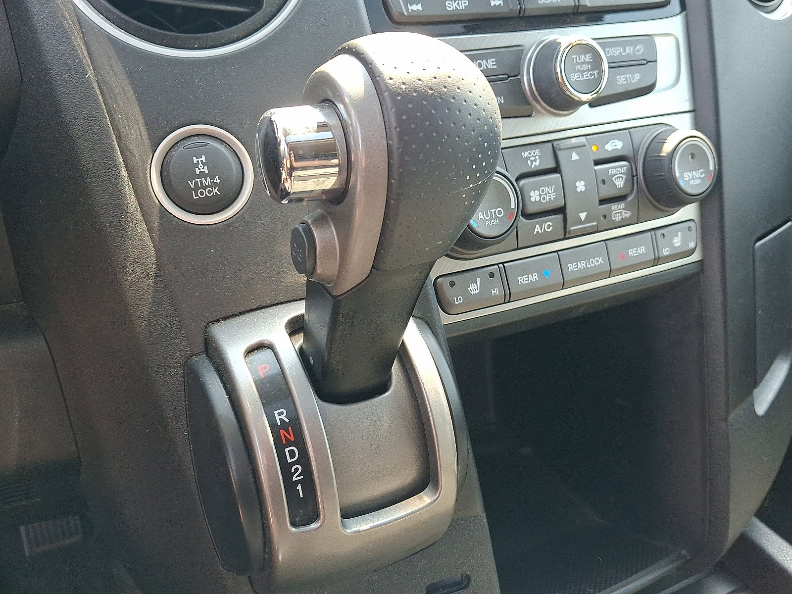 2013 Honda Pilot EX-L - Photo 16