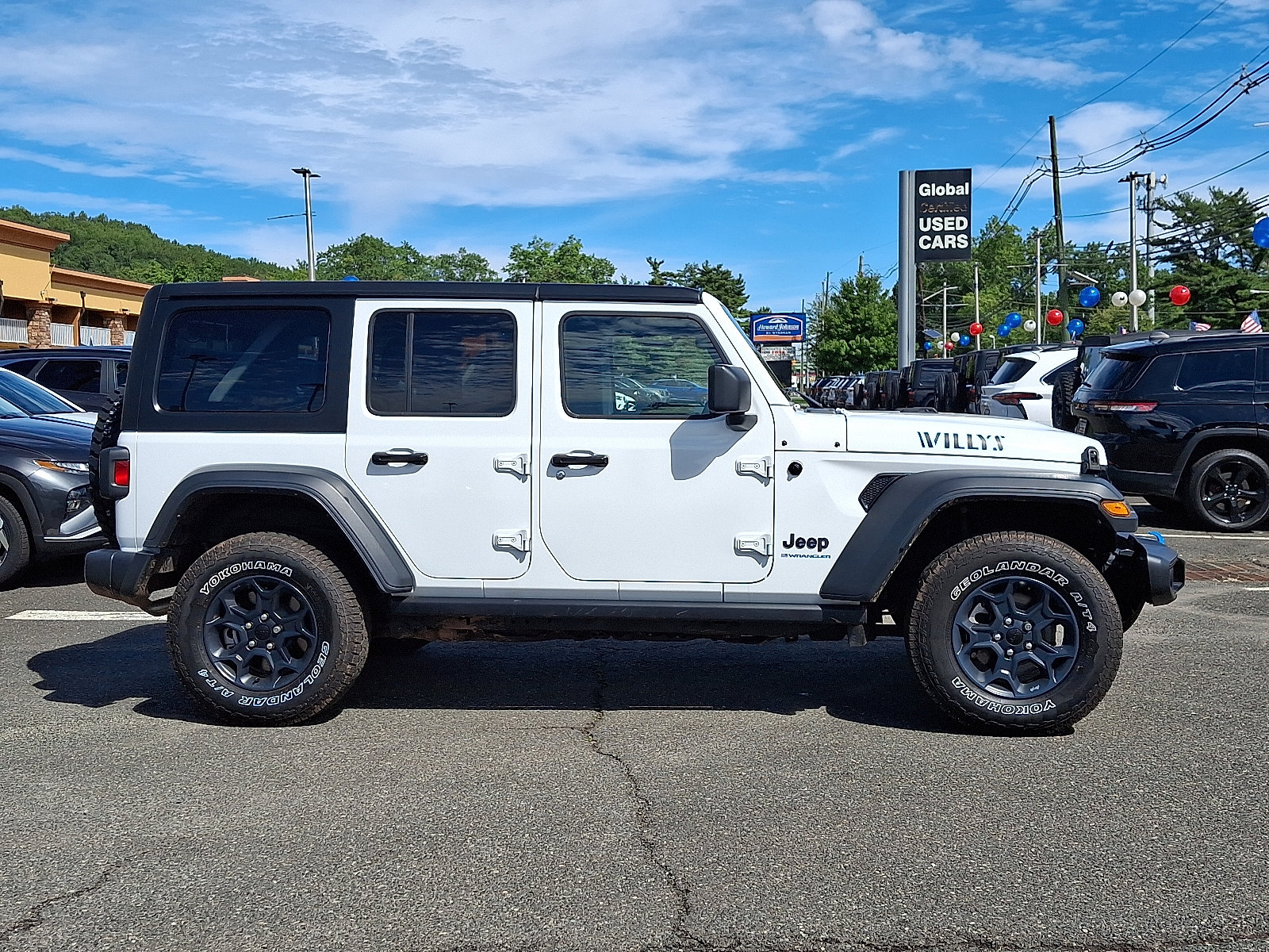2023 Jeep Wrangler 4xe Willys 4XE - Photo 8
