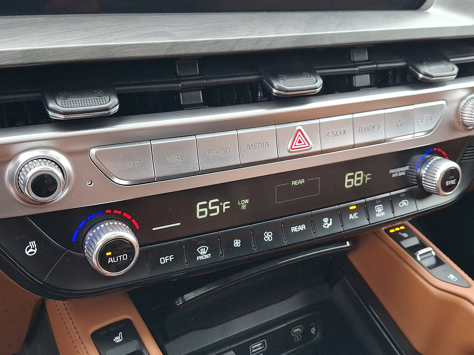 2024 Kia Telluride EX X-Line - Photo 17