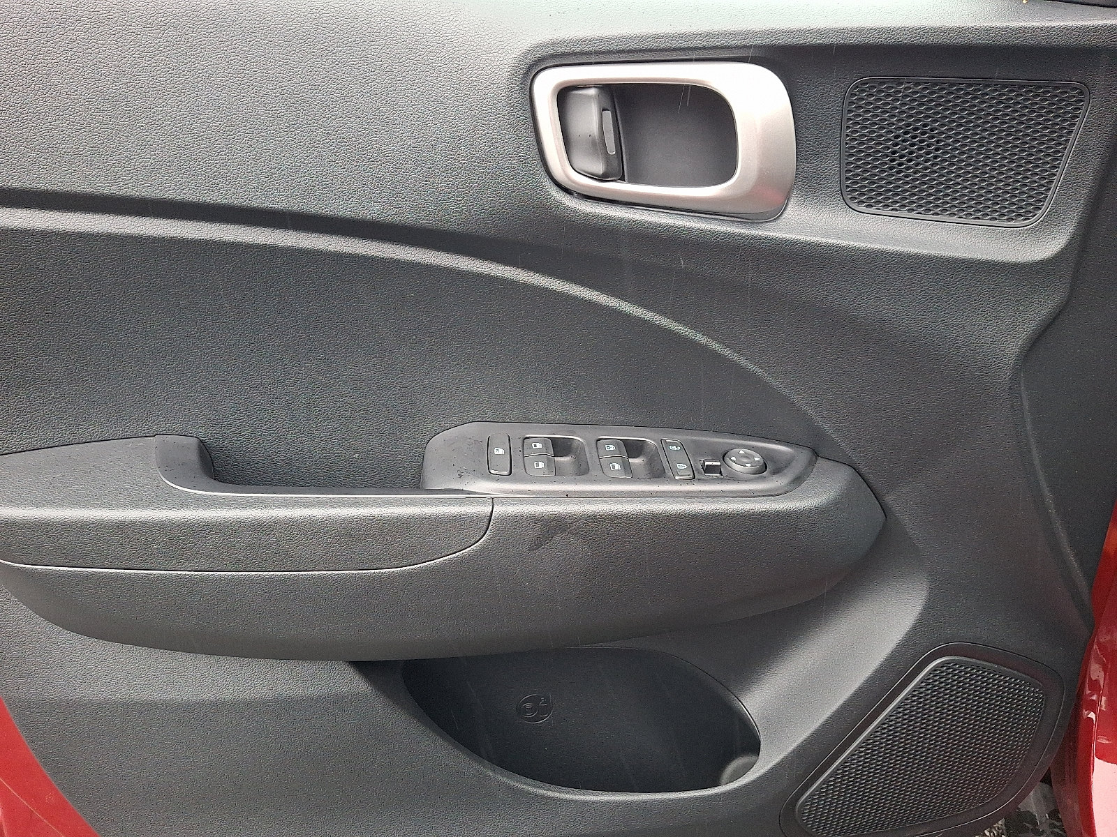 2024 Hyundai Venue SEL - Photo 13