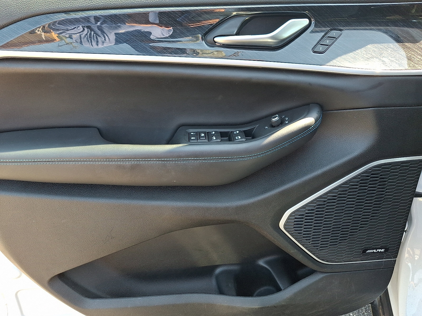 2023 Jeep Grand Cherokee Trailhawk 4xe - Photo 13