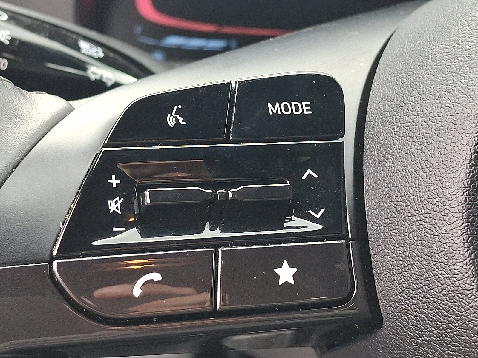 2025 Hyundai Elantra SEL - Photo 21