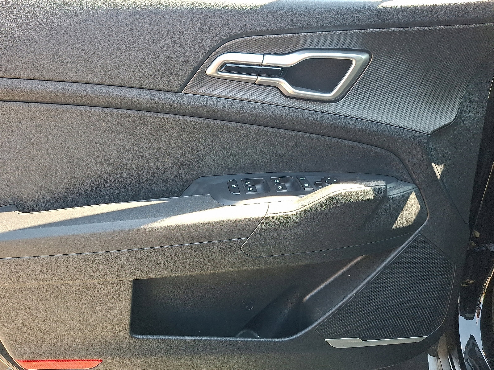 2023 Kia Sportage LX - Photo 13