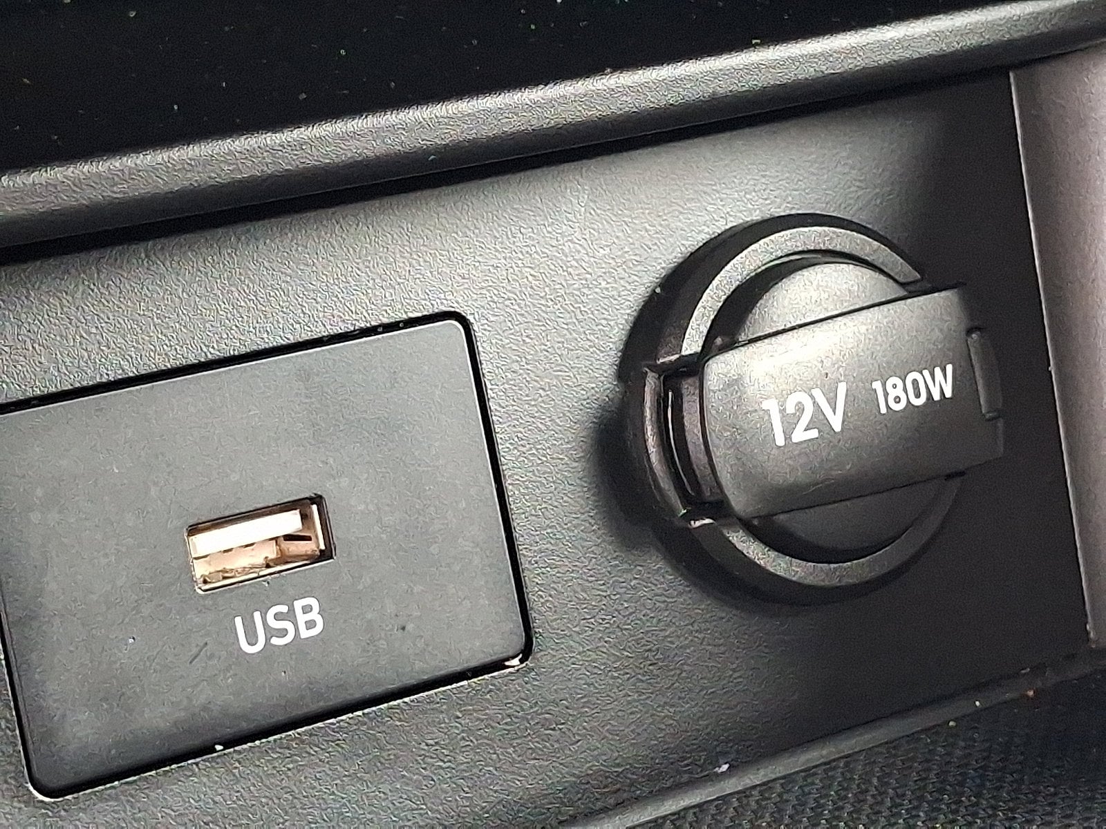 2023 Hyundai Kona SEL - Photo 25