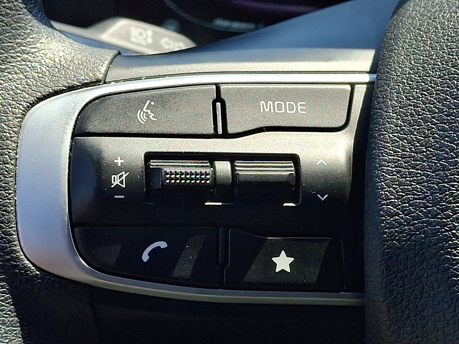 2023 Kia Sportage LX - Photo 20