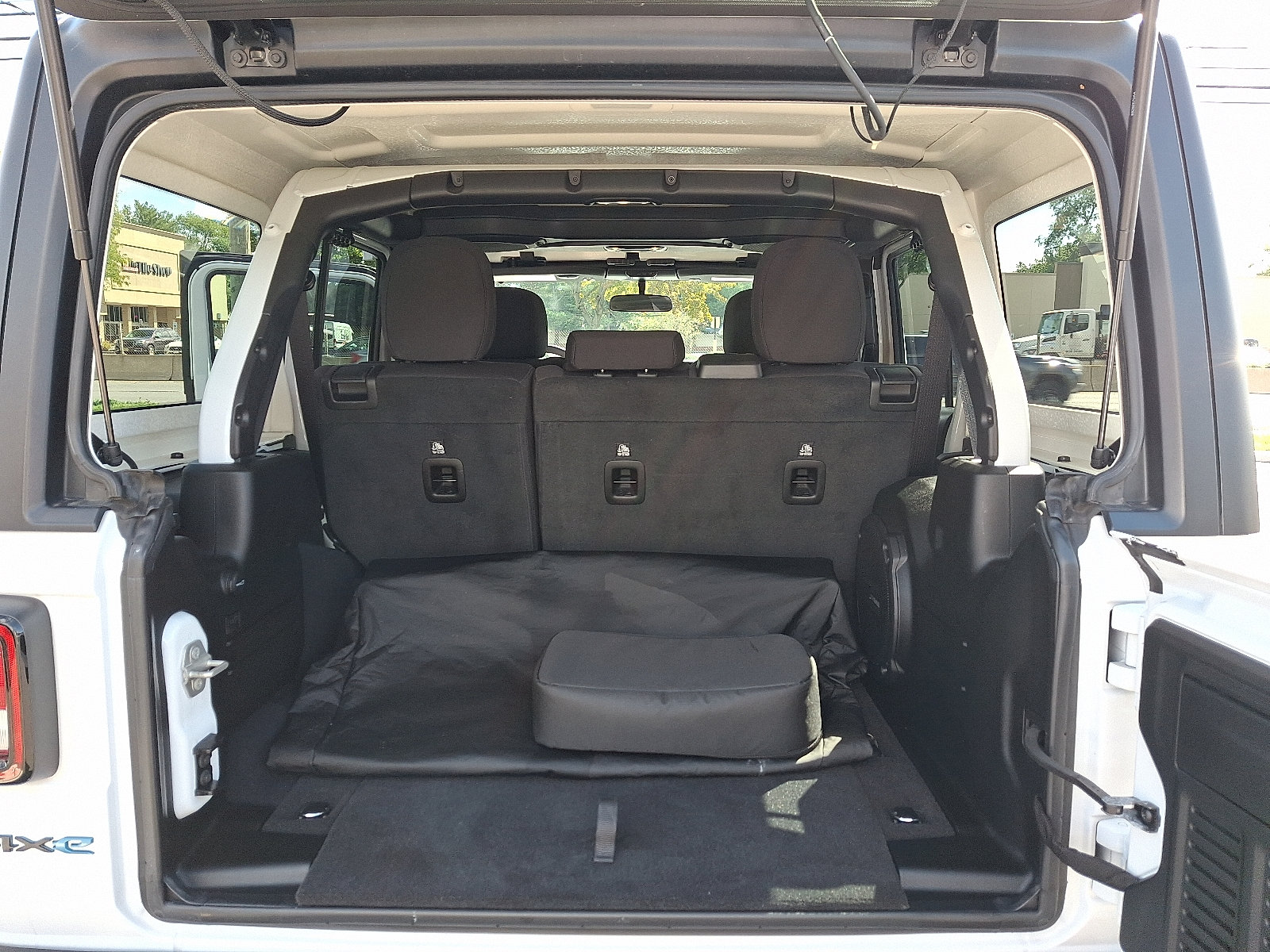 2023 Jeep Wrangler 4xe Willys 4XE - Photo 29